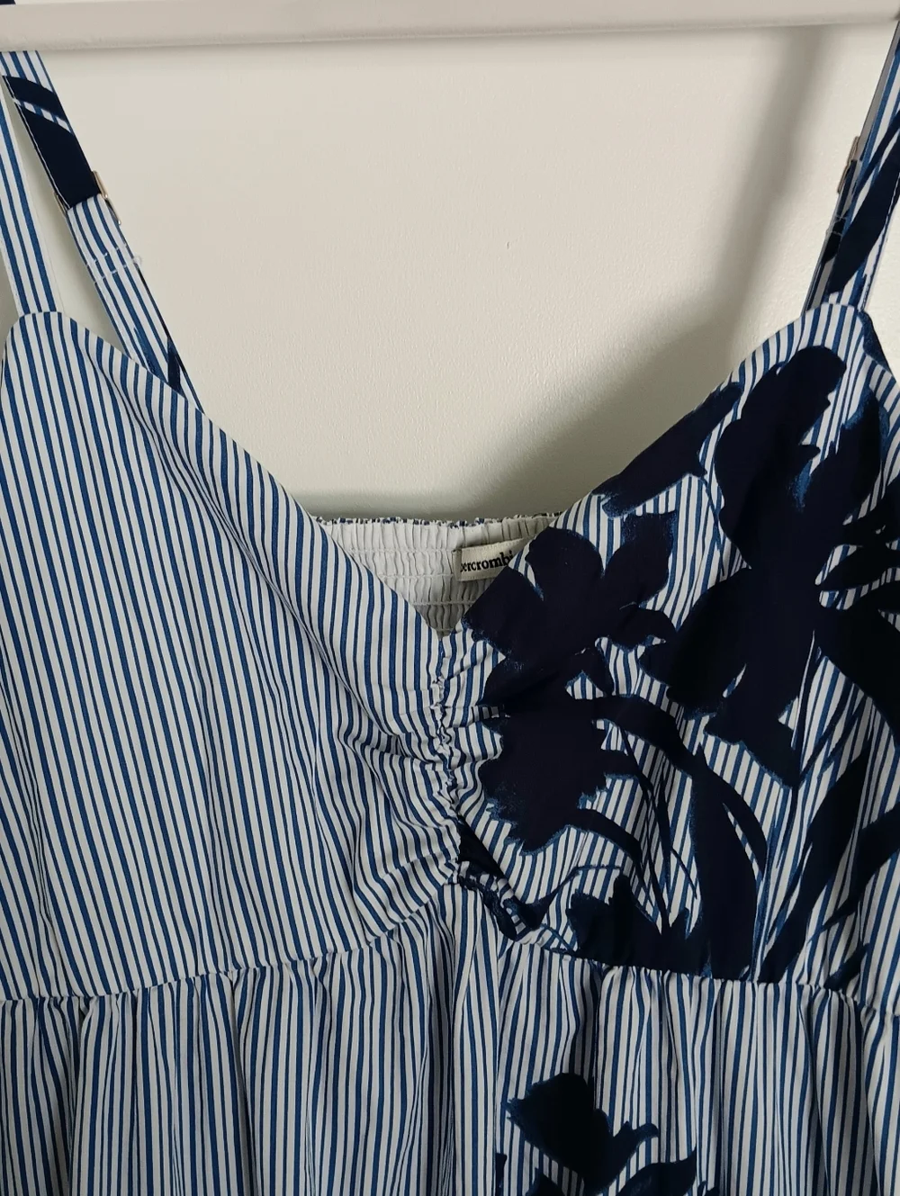 Abercrombie & Fitch lightweight cool